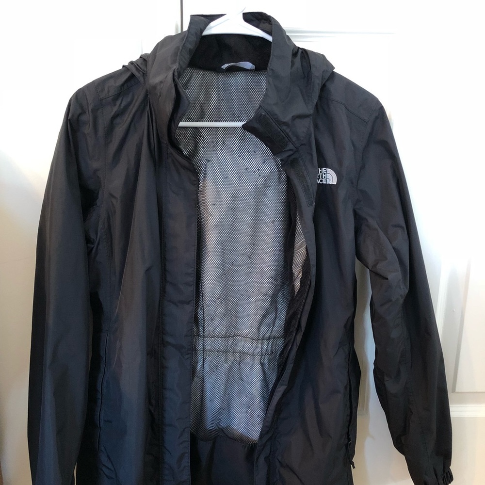 ❌SOLD❌ North face hooded windbreaker / rain coat